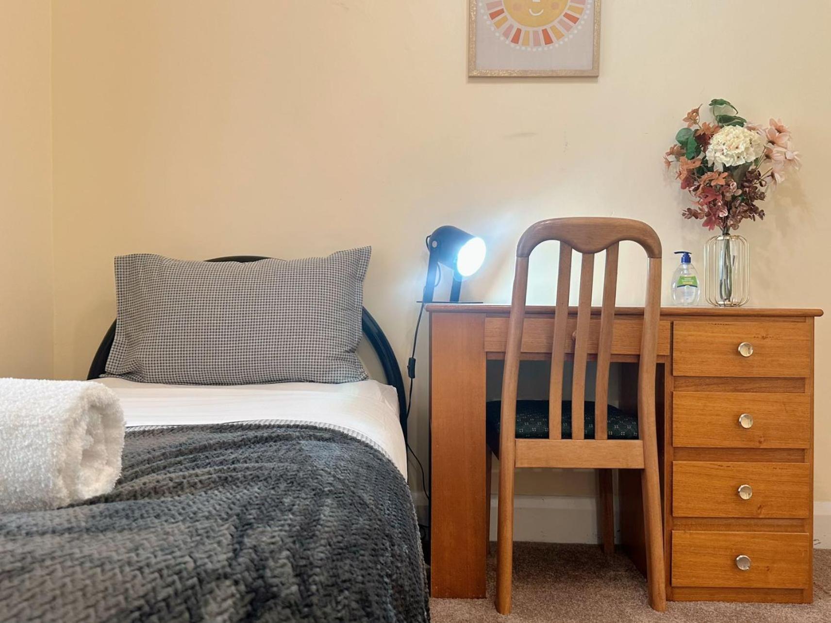 Coleman Comfort Hub - Close To City&Air Port Moonah Exterior photo
